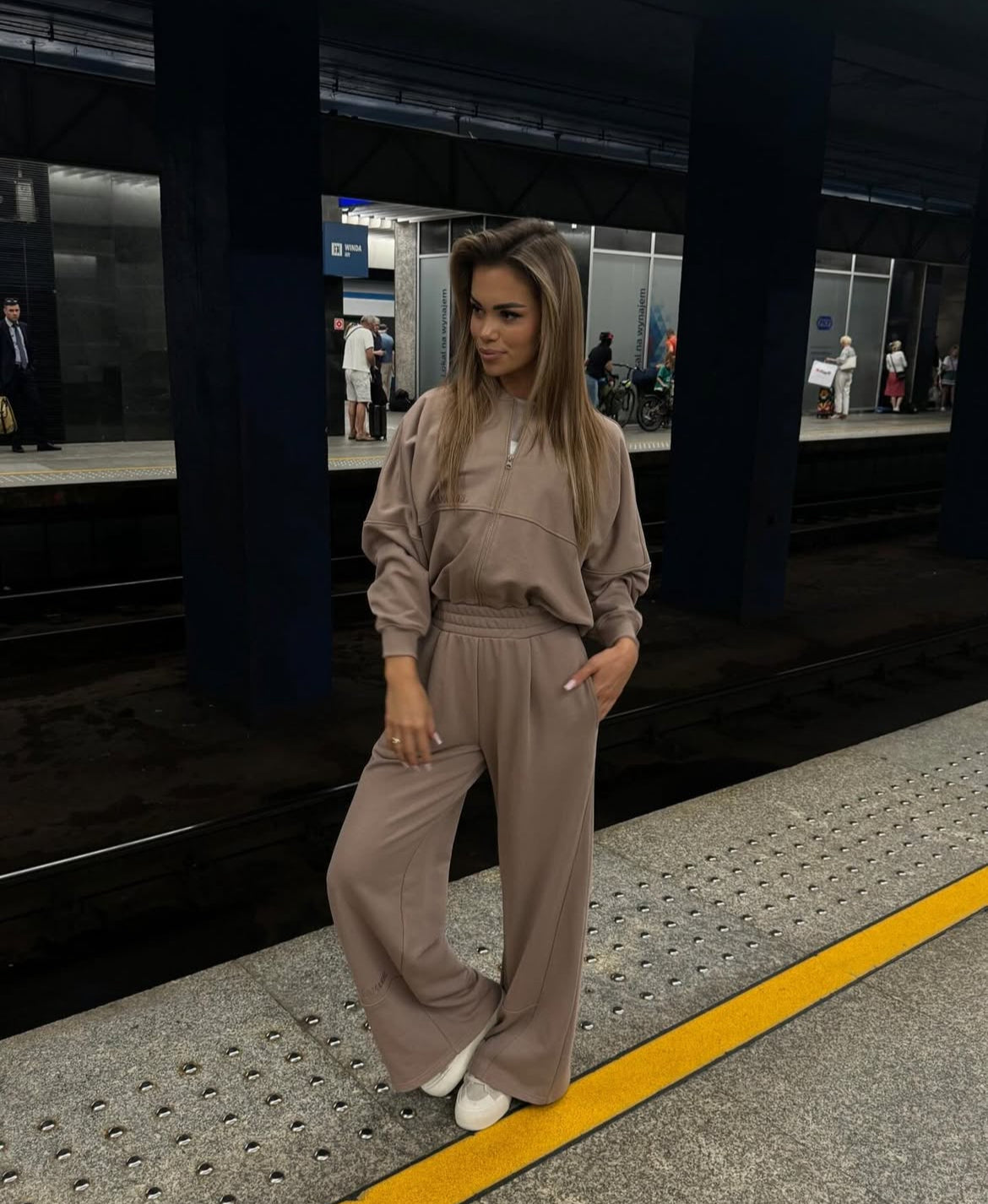 Bluza La Manuel Unplugged cappuccino